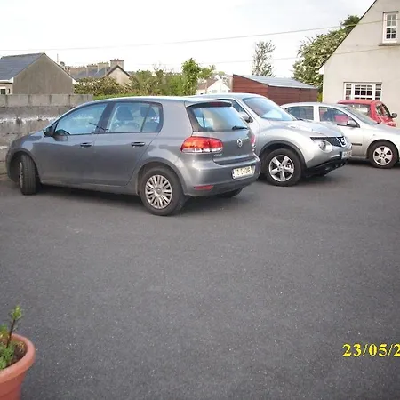 Cathy's Sunnyside Bed and breakfast Skibbereen